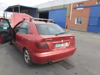 Peça sobressalente para automóvel em segunda mão motor de arranque por citroen xsara (n1) 2.0 hdi 90 referências oem iam 1638116380