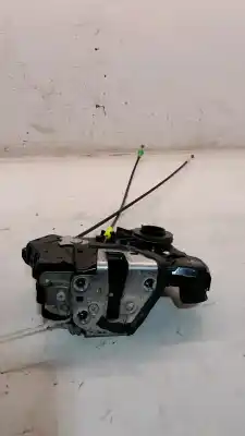 Peça sobressalente para automóvel em segunda mão fechadura da porta dianteira direita por toyota auris (_e18_) 1.8 hybrid (zwe186_) referências oem iam 6903005130