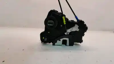 Second-hand car spare part front right door lock for toyota auris ranchera familiar (_e18_) 2.0 d-4d (ade186_) oem iam references 6903005130