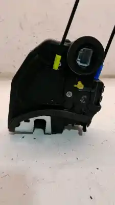 Peça sobressalente para automóvel em segunda mão fechadura da porta traseira esquerda por toyota auris (_e18_) 1.8 hybrid (zwe186_) referências oem iam 6906005051