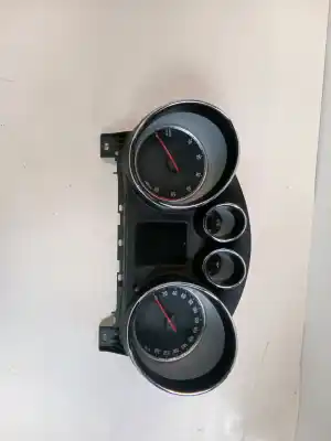 Автозапчастина б/у панель інструментів для opel insignia a (g09) 2.0 cdti (68) посилання на oem iam 23256432