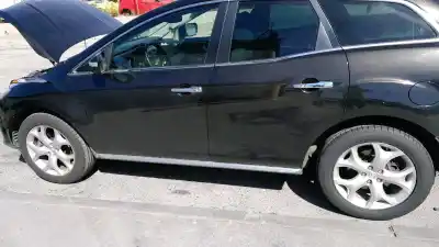 Pezzo di ricambio per auto di seconda mano parafango anteriore destro per mazda cx-7 (er) 2.2 turbodiesel cat riferimenti oem iam e22152110e  