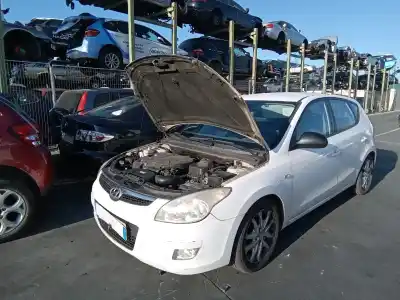 Автозапчасти б/у ПЕРЕДНЕЕ ПРАВОЕ КРЫЛО за HYUNDAI I30 (FD)  ссылки OEM IAM 663212L030  