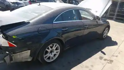 İkinci el araba yedek parçası su radyatörü için mercedes-benz cls (c219) cls 320 cdi (219.322) oem iam referansları a2115003402  
