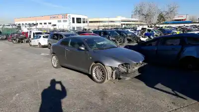 Автозапчасти б/у генератор за alfa romeo gt (937_) 1.9 jtd (937cxn1b) ссылки oem iam 46782213