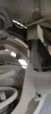 Pezzo di ricambio per auto di seconda mano ammortizzatore posteriore sinistro per ssangyong tivoli 1.6 xdi 160 riferimenti oem iam 4530135400  