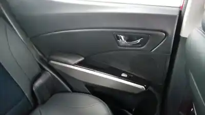 Pezzo di ricambio per auto di seconda mano alzacristalli posteriore sinistro per ssangyong tivoli 1.6 xdi 160 riferimenti oem iam 98830x1010  