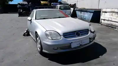 Pezzo di ricambio per auto di seconda mano pannello degli strumenti per mercedes-benz slk (r170) 200 kompressor (170.444) riferimenti oem iam a17068008521267  