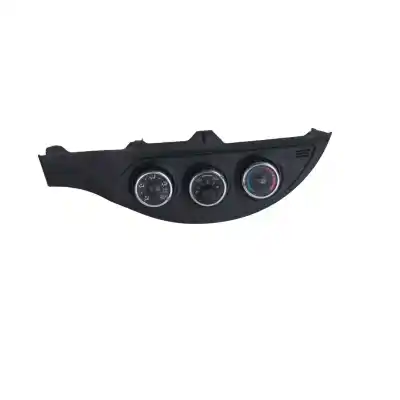 Peça sobressalente para automóvel em segunda mão comando de sofagem (chauffage / ar condicionado)  por toyota yaris (_p13_) 1.3 (nsp130_) referências oem iam 554060d390