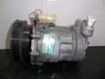 Peça sobressalente para automóvel em segunda mão COMPRESSOR DE AR CONDICIONADO A/A A/C por MG MG ZR  Referências OEM IAM JPB000100  