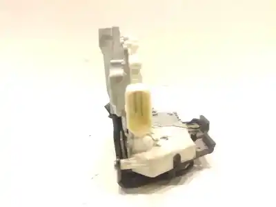 Second-hand car spare part left front door lock for audi a4 audi oem iam references 8e1837015aa  