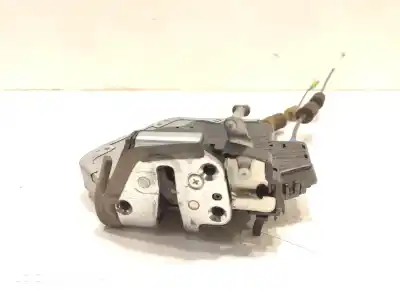 Автозапчастина б/у замок заднього правого дверя для lexus is ii (_e2_) is f (use20) посилання на oem iam 6905053040  