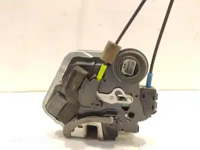 Second-hand car spare part rear left door lock for lexus is ii (_e2_) is f (use20) oem iam references 6906053040  