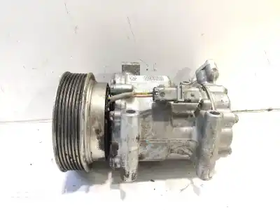 Peça sobressalente para automóvel em segunda mão COMPRESSOR DE AR CONDICIONADO A/A A/C por RENAULT CLIO IV  Referências OEM IAM 8200819568  
