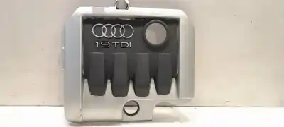 Pezzo di ricambio per auto di seconda mano COPERCHIO MOTORE per AUDI A3 (8P1)  Riferimenti OEM IAM 3G103925J  