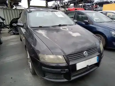 İkinci el araba yedek parçası MOTOR ÇALISIYOR için FIAT STILO (192_)  OEM IAM referansları 1648212280  