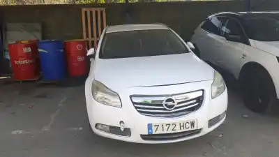 Автозапчасти б/у центральный задний фонарь за opel insignia a sports tourer (g09) 2.0 cdti (35) ссылки oem iam 39078391  