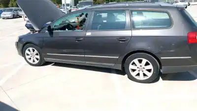 Pezzo di ricambio per auto di seconda mano console centrale per volkswagen passat b6 variant (3c5) 2.0 tdi 16v riferimenti oem iam 3c0864320d 1qb  