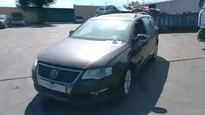 Автозапчасти б/у ЦЕНТРАЛЬНАЯ КОНСОЛЬ за VOLKSWAGEN PASSAT B6 VARIANT (3C5)  ссылки OEM IAM 3C0864320D 1QB  