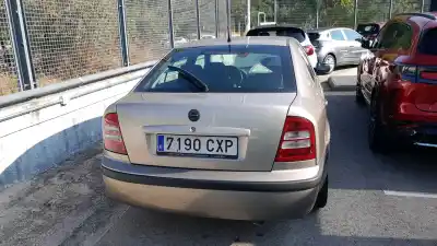 Автозапчасти б/у центральный задний фонарь за skoda octavia i (1u2) 1.9 tdi ссылки oem iam 1u6945097b  