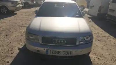 Автозапчасти б/у правая решетка бампера за audi a4 b6 (8e2) 1.8 t ссылки oem iam 8e0807682a 01c  