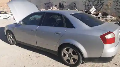 Автозапчасти б/у правая решетка бампера за audi a4 b6 (8e2) 1.8 t ссылки oem iam 8e0807682a 01c  