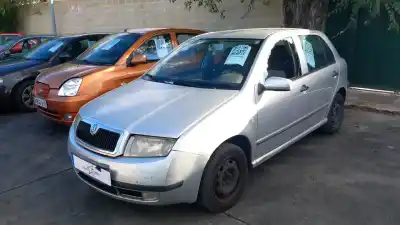 Pezzo di ricambio per auto di seconda mano ASSE POSTERIORE per SKODA FABIA  Riferimenti OEM IAM 6Q0500051AT  