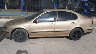 Автозапчастина б/у водяний радіатор для seat toledo (1m2) 1.9 tdi посилання на oem iam 1j0121253ad  