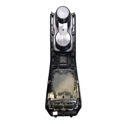 Автозапчастина б/у обшивка центральної консолі для opel mokka 1.2 (76) посилання на oem iam 9835015180  