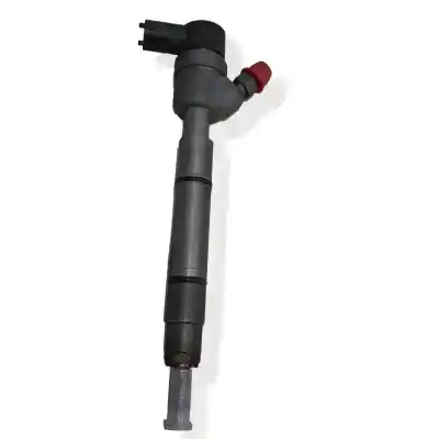 Second-hand car spare part Injector for HYUNDAI MATRIX (FC) 1.5 CRDI OEM IAM references 338002A110  