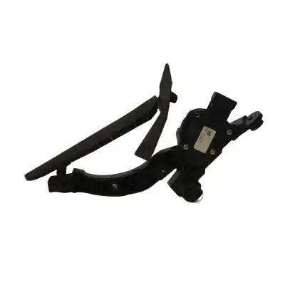 Second-hand car spare part accelerator pedal for kia cee'd (jd) 1.6 crdi 136 oem iam references 32700a6100  