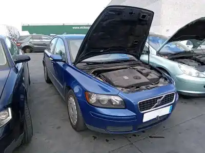 Second-hand car spare part FRONT RIGHT TRANSMISSION for VOLVO S40 II (544)  OEM IAM references 8252086  COMPATIBILIDADES Y COMPONENTES ->30736775 VOLVO