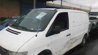 Recambio de automóvil de segunda mano de Parachoques Delantero para MERCEDES VITO (W638) CAJA CERRADA 108 CDI  (638.094) referencias OEM IAM A6388800070  