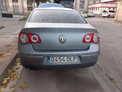 İkinci el araba yedek parçası bagaj kapagi için volkswagen passat b5.5 variant (3b6) 2.5 tdi oem iam referansları 3c5827025h  