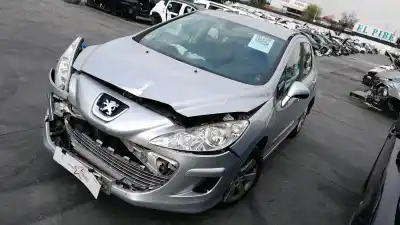 Автозапчастина б/у ПЕРЕДНІЙ ЛІВИЙ ВЕРХНІЙ РЫЧОК ПІДВІСКИ для PEUGEOT 308 1.6 HDi FAP CAT (9HZ / DV6TED4) Посилання на OEM IAM 1610938080  