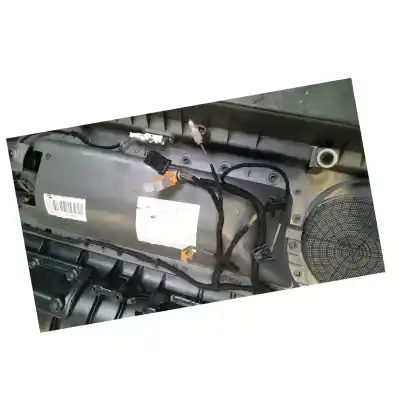 Автозапчасти б/у обивка передней правой двери за seat toledo iv (kg3) 1.4 tsi ссылки oem iam 3r1867105  