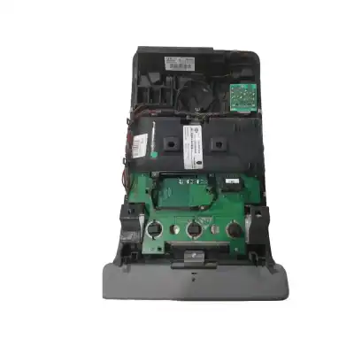 Автозапчасти б/у внутренний свет за porsche cayenne (typ 9pa) 3.2 v6 cat ссылки oem iam 7l5919216  