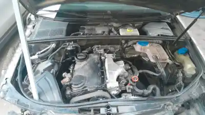 Автозапчастина б/у передня права трансмісія для audi a4 b7 (8ec) 2.0 tdi посилання на oem iam 8e0407452lx  