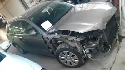 Автозапчастина б/у передня права трансмісія для audi a4 b7 (8ec) 2.0 tdi посилання на oem iam 8e0407452lx  
