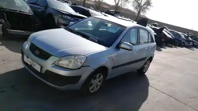 Автозапчасти б/у ЗАМОК КАПОТА за KIA RIO II (JB)  ссылки OEM IAM 811301G000  