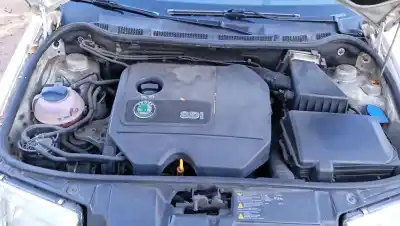 Автозапчастина б/у замок багажника / ворот для skoda fabia i (6y2) 1.9 sdi посилання на oem iam 6y0827501h 209  