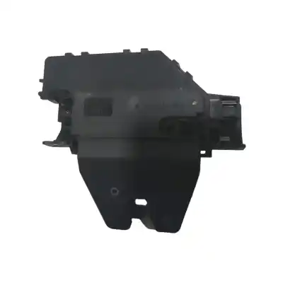 Second-hand car spare part trunk lock for bmw 3 (e90) 320 d oem iam references 51247840617  