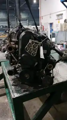 Pièce détachée automobile d'occasion MOTEUR COMPLET pour RENAULT MEGANE 2  Références OEM IAM 7701476835  