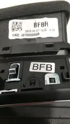 Автозапчастина б/у аератор для renault megane iv fastback (b9a/m/n_) 1.3 tce 140 (b9nb) посилання на oem iam 68760066r  
