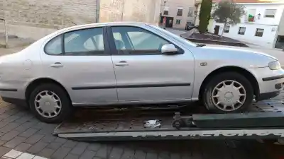 Автозапчастина б/у водяний радіатор для seat toledo (1m2) 1.9 tdi посилання на oem iam 1j0121253ad  