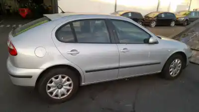 İkinci el araba yedek parçası sag ön kapi için seat leon  oem iam referansları 1m0831056n  