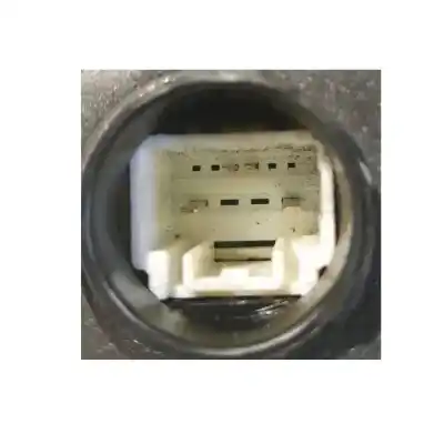 Автозапчастина б/у замок передній праві двері для toyota auris ranchera familiar (_e18_) 1.6 (zre185_) посилання на oem iam 6903005130  