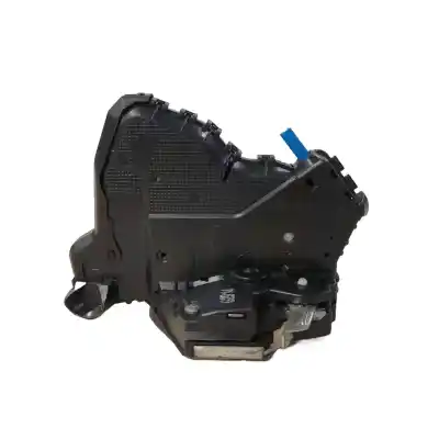 Автозапчастина б/у замок передній праві двері для toyota auris ranchera familiar (_e18_) 1.6 (zre185_) посилання на oem iam 6903005130  