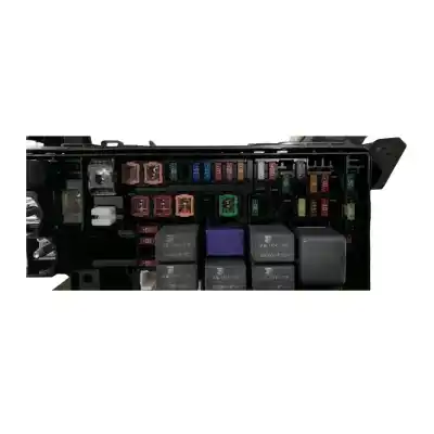 Автозапчасти б/у блок реле/предохранителей за toyota auris ranchera familiar (_e18_) 1.6 (zre185_) ссылки oem iam 8274102090  