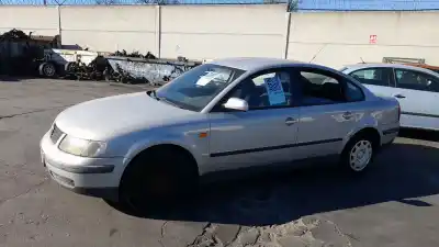 Автозапчасти б/у ЦЕНТРАЛЬНАЯ КОНСОЛЬ за VOLKSWAGEN PASSAT B5 (3B2)  ссылки OEM IAM 3B1863243A A94  